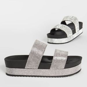 Black platform double band slides